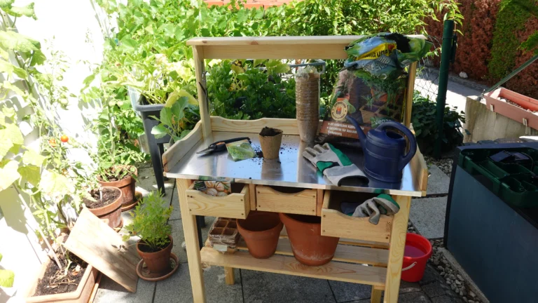 Pflanztisch für den Balkon